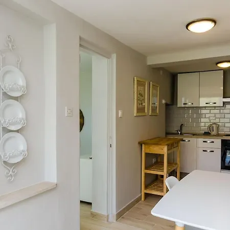 Kate Apartment *